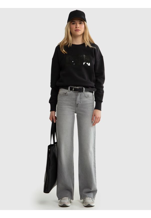 Big-Star - Bluza damska z aplikacją czarna Oneidea 906. Kolor: czarny. Materiał: bawełna, jeans, dzianina. Wzór: aplikacja. Styl: klasyczny