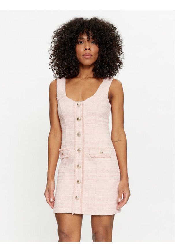Guess Sukienka codzienna Tosca W4GK53 WG5F2 Różowy Slim Fit. Okazja: na co dzień. Kolor: różowy. Materiał: syntetyk. Typ sukienki: proste. Styl: casual