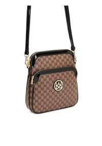 Kazar - Skórzana miejska listonoszka w monogramy KAZAR. Kolor: brązowy. Materiał: lakierowane, skórzane. Styl: klasyczny #6