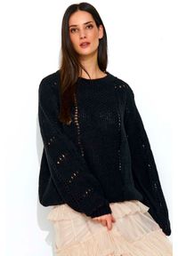 Makadamia - Czarny Luźny Sweter z Ażurowym Wzorem. Kolor: czarny. Materiał: wełna, poliester, moher, akryl. Wzór: ażurowy #1