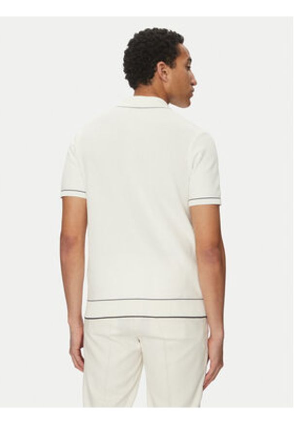 Liu Jo Sweter QA5040 MA71P Biały Regular Fit. Kolor: biały. Materiał: bawełna