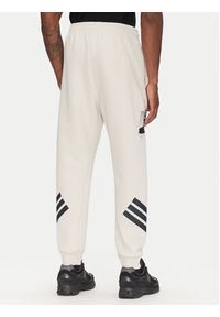 Adidas - adidas Spodnie dresowe Star Wars The Mandalorian™ JI5723 Beżowy Regular Fit. Kolor: beżowy. Materiał: syntetyk. Wzór: motyw z bajki #5