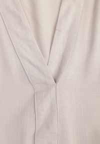 Born2be - Beżowa Rozkloszowana Sukienka w Koszulowym Stylu z Bawełny Normae. Okazja: na co dzień, do pracy. Kolor: beżowy. Materiał: bawełna. Typ sukienki: koszulowe. Styl: casual, klasyczny #6