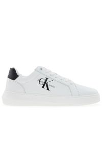 Buty Calvin Klein Chunky Cupsole Mono TH YM0YM00681-0LD - białe. Okazja: na co dzień. Zapięcie: sznurówki. Kolor: biały. Materiał: materiał, skóra, syntetyk, guma. Szerokość cholewki: normalna