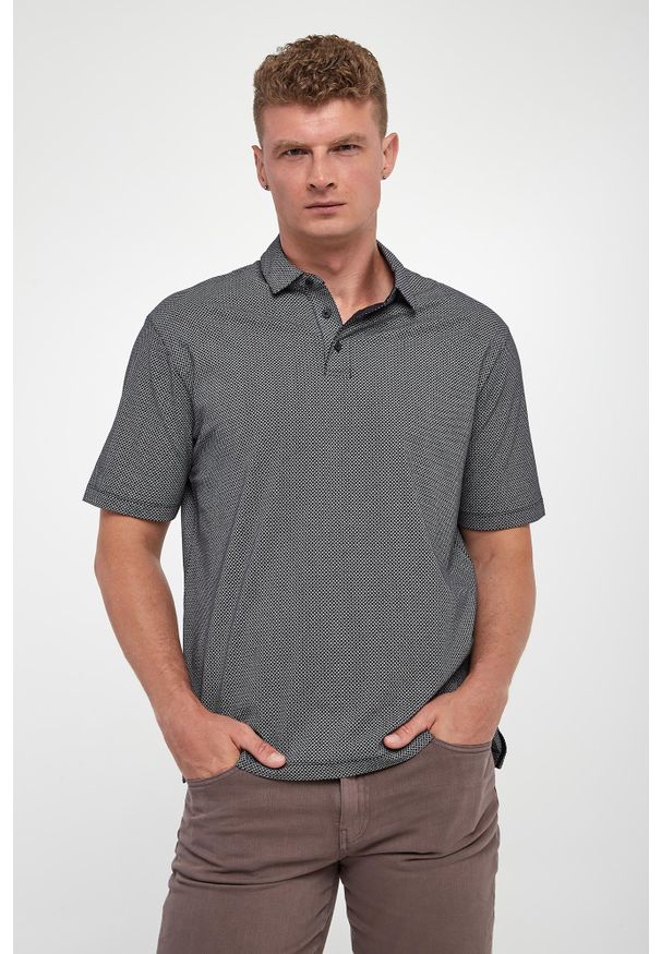 Armani Exchange - Polo męskie ze wzorem ARMANI EXCHANGE. Typ kołnierza: polo