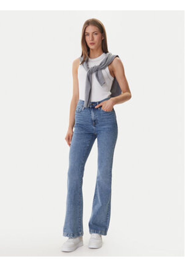 DKNY Top DJ5T1694 Biały Slim Fit. Kolor: biały. Materiał: bawełna