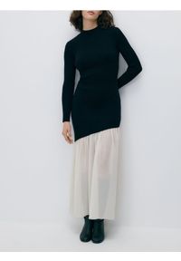 Reserved - Sukienka z ozdobnym dołem - wielobarwny. Materiał: dzianina, wiskoza #1