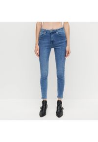 Reserved - Jeansy slim z wysokim stanem -. Stan: podwyższony. Materiał: jeans #1