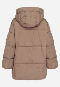 Born2be - Ciemnobeżowa Pikowana Kurtka o Kroju Oversize z Kapturem Galandia. Okazja: na spacer, na co dzień. Typ kołnierza: kaptur. Kolor: beżowy. Materiał: jeans, poliester. Styl: casual, elegancki #4