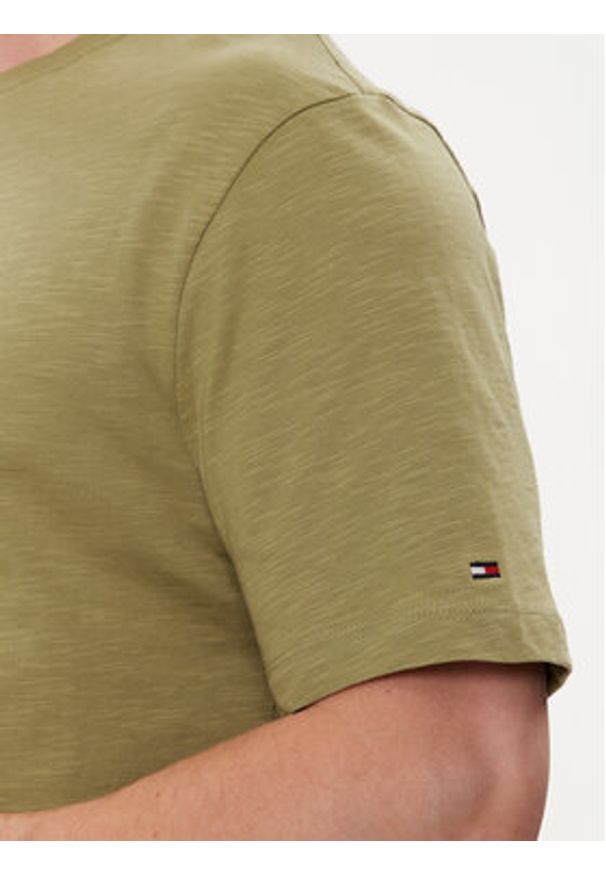 TOMMY HILFIGER - Tommy Hilfiger T-Shirt Arched MW0MW34432 Zielony Regular Fit. Kolor: zielony. Materiał: bawełna