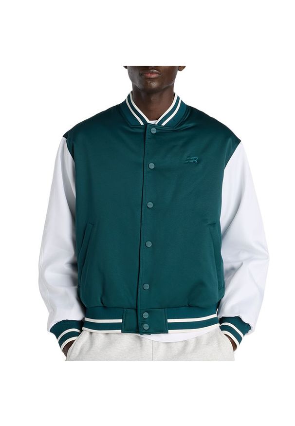 Kurtka męska New Balance MJ6102R7AAV - zielona. Kolor: zielony. Materiał: prążkowany, poliester, nylon. Styl: klasyczny