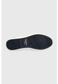 Pepe Jeans sneakersy kenton britt capsule kolor biały. Nosek buta: okrągły. Zapięcie: sznurówki. Kolor: biały. Materiał: guma