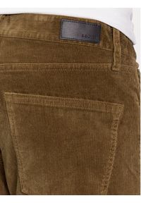 s.Oliver Spodnie materiałowe 2136178 Brązowy Regular Fit. Kolor: brązowy. Materiał: bawełna #5