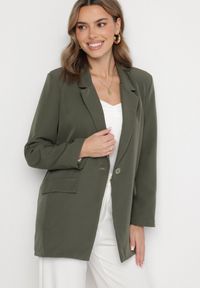 Born2be - Ciemnozielona Jednorzędowa Marynarka o Pudełkowym Kroju Selluria. Okazja: na co dzień. Kolor: zielony. Materiał: jeans. Sezon: jesień, wiosna. Styl: elegancki, casual