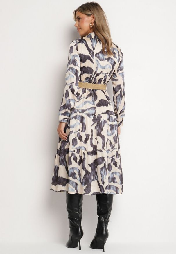 Born2be - Beżowo-Szara Kopertowa Sukienka w Abstrakcyjny Wzór z Gumką w Talii i Paskiem Zinnitaria. Okazja: na co dzień. Kolor: beżowy. Materiał: jeans. Typ sukienki: kopertowe. Styl: casual, klasyczny