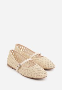 Renee - Jasnobeżowe Balerinki z Ażurowym Wzorem i Paskiem Astethera. Okazja: na co dzień. Zapięcie: pasek. Kolor: beżowy. Materiał: jeans. Wzór: ażurowy. Styl: casual, elegancki #6