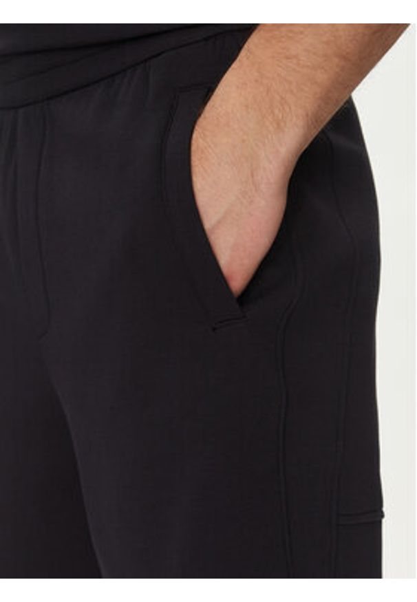 Armani Exchange Szorty sportowe XM000355 AF10818 UB101 Granatowy Regular Fit. Kolor: niebieski. Materiał: bawełna. Styl: sportowy