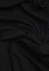 Renee - Czarna Wiskozowa Sukienka Bodycon na Szerokich Ramiączkach Amadina. Kolor: czarny. Materiał: wiskoza. Długość rękawa: na ramiączkach. Wzór: gładki. Typ sukienki: bodycon #4