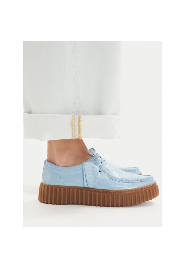 Półbuty Clarks. Kolor: niebieski