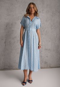 Renee - Niebieska Wiskozowa Sukienka w Kropeczki o Koszulowym Kroju z Wiązanym Paskiem Jynyra. Kolor: niebieski. Materiał: wiskoza. Sezon: lato. Typ sukienki: koszulowe. Styl: klasyczny, retro, elegancki #2