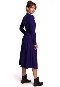 BE - Rozkloszowana sukienka 7/8 z dekoltem V. Materiał: bawełna, elastan #2