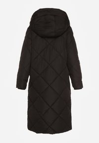 Born2be - Czarna Kurtka z Geometrycznym Pikowaniem Johnatta. Kolor: czarny. Wzór: geometria #7