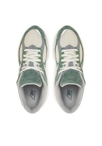 New Balance Sneakersy U2002RRC Zielony. Kolor: zielony. Materiał: skóra, zamsz #6