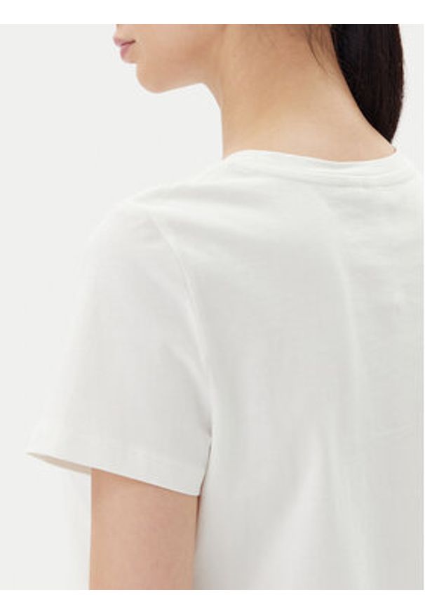 Vero Moda T-Shirt Kami 10332587 Biały Relaxed Fit. Kolor: biały. Materiał: bawełna