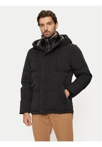 Guess Kurtka zimowa M4BL43 WGJR2 Czarny Regular Fit. Kolor: czarny. Materiał: syntetyk. Sezon: zima #1