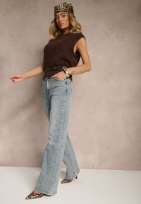 Renee - Jasnoniebieskie Jeansy High Waist o Szerokim Kroju Peiva. Okazja: na co dzień. Stan: podwyższony. Kolor: niebieski. Wzór: aplikacja. Styl: klasyczny, elegancki, casual #4