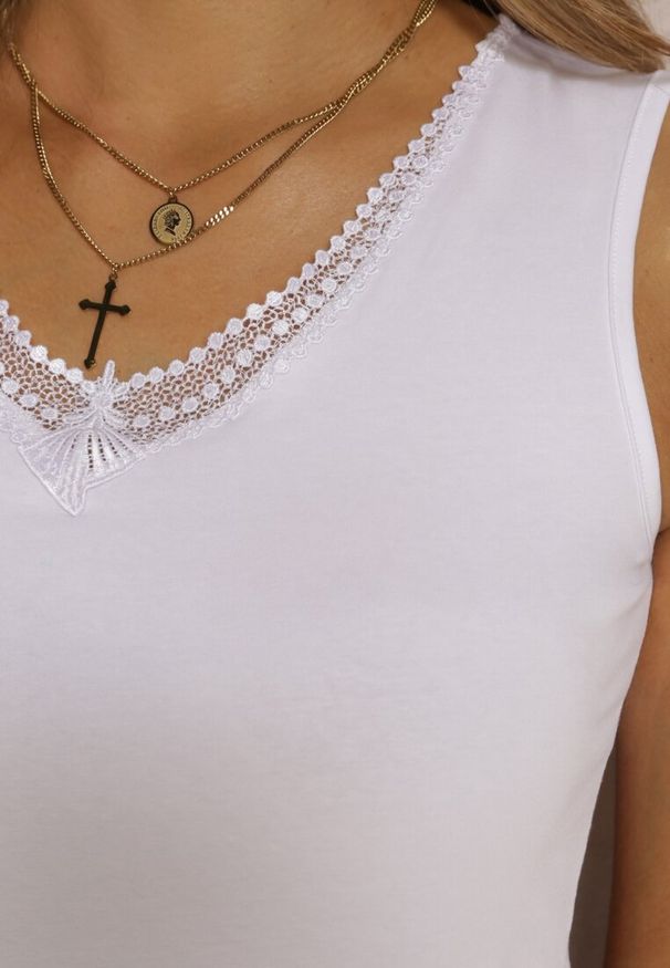 Renee - Biały Top Bawełniany Aedosyne. Okazja: na co dzień. Kolor: biały. Materiał: bawełna. Długość rękawa: bez rękawów. Wzór: ażurowy, koronka, gładki. Sezon: jesień, lato. Styl: klasyczny, casual