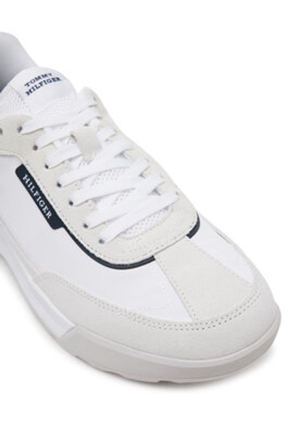TOMMY HILFIGER - Tommy Hilfiger Sneakersy Retro Runner Seasonal FM0FM05425 Biały. Kolor: biały. Materiał: skóra