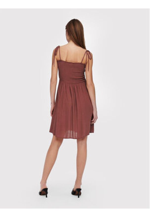 only - ONLY Sukienka letnia Annika 15193884 Brązowy Slim Fit. Kolor: brązowy. Materiał: wiskoza. Sezon: lato