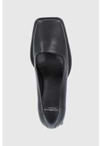 Vagabond Shoemakers czółenka skórzane EDWINA kolor czarny na słupku. Kolor: czarny. Materiał: skóra. Obcas: na słupku. Wysokość obcasa: średni #2