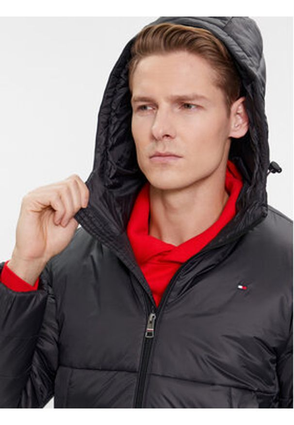 TOMMY HILFIGER - Tommy Hilfiger Kurtka przejściowa Packable Recycled Quilt Hdd Jkt MW0MW33732 Czarny Regular Fit. Kolor: czarny. Materiał: syntetyk
