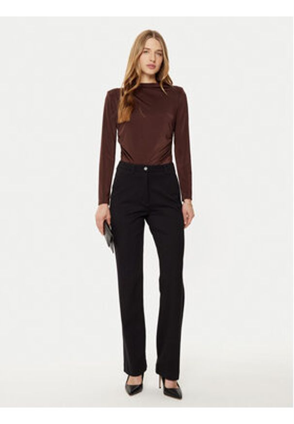 Guess Spodnie materiałowe W5RB30 KCMU2 Czarny Regular Fit. Kolor: czarny. Materiał: syntetyk