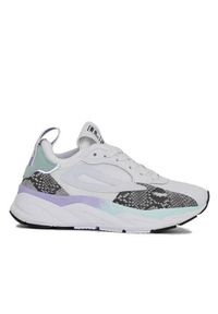 Buty do chodzenia damskie Fila Amore. Kolor: biały. Materiał: materiał, tkanina, syntetyk. Szerokość cholewki: normalna. Sport: turystyka piesza