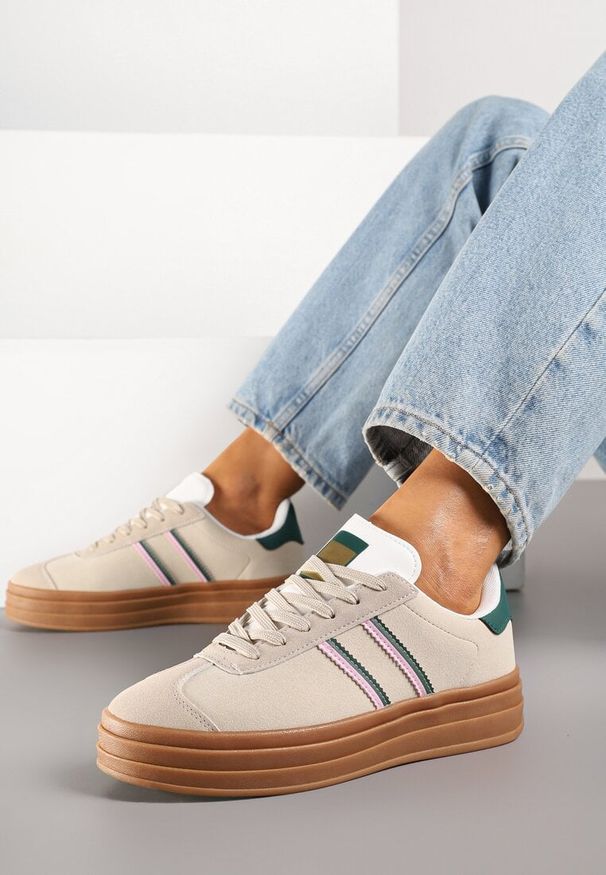 Renee - Beżowo-Zielone Klasyczne Sneakersy na Niewysokiej Platformie Terilee. Nosek buta: okrągły. Zapięcie: sznurówki. Kolor: beżowy. Materiał: syntetyk, nubuk. Obcas: na platformie. Wysokość obcasa: niski