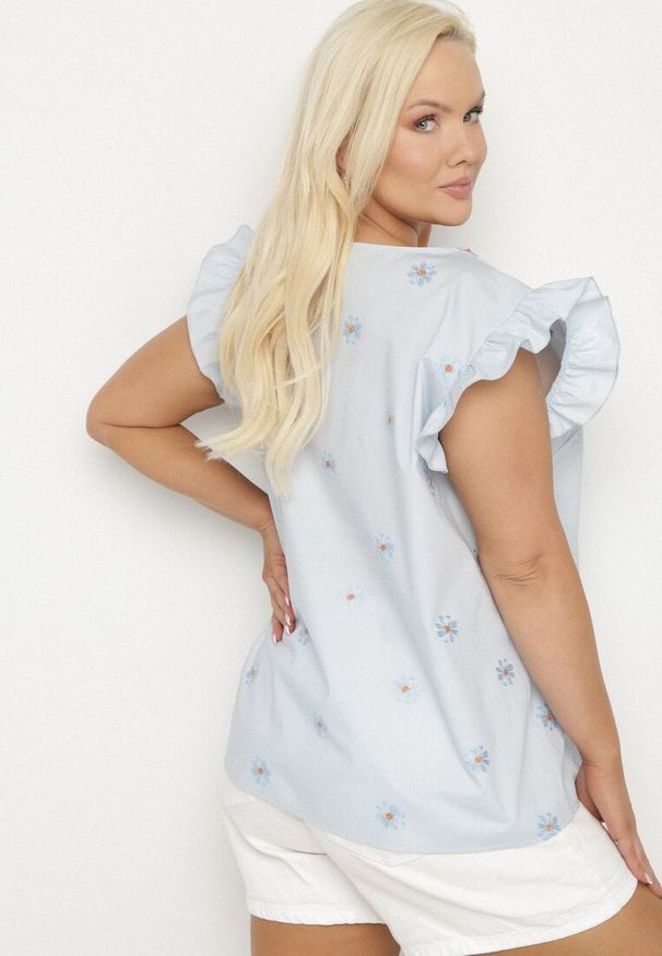 Born2be - Niebieska Bluzka z Wiskozy w Kwiaty Tolamea. Okazja: na co dzień. Kolor: niebieski. Materiał: wiskoza. Wzór: kwiaty. Styl: casual