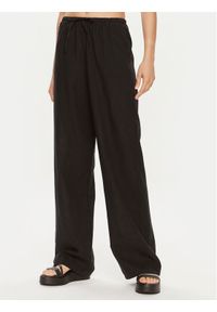Gina Tricot Spodnie materiałowe 19770 Czarny Regular Fit. Kolor: czarny. Materiał: len