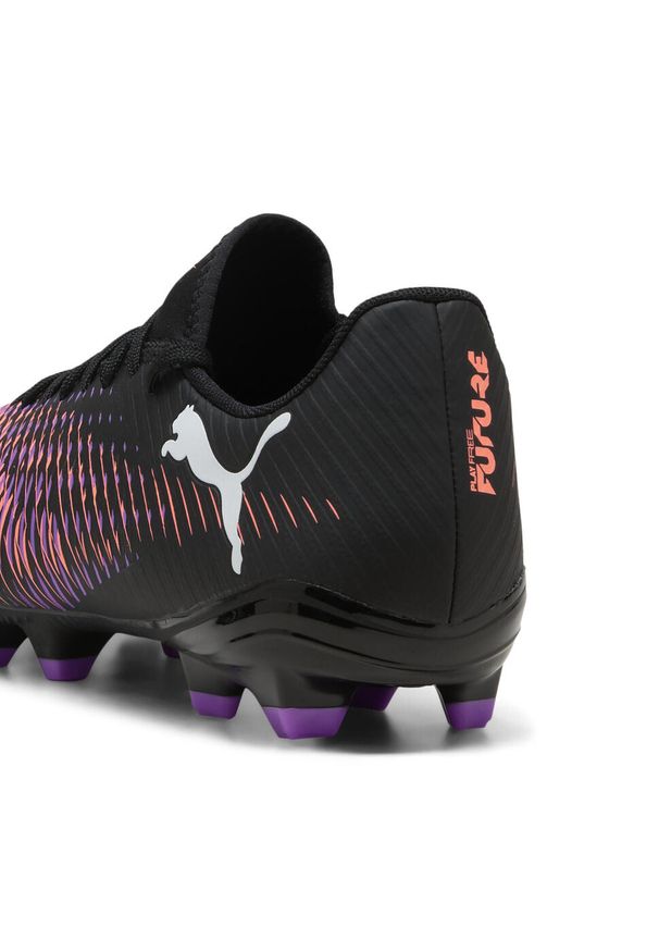Puma - Buty piłkarskie FUTURE 8 PLAY FG/AG PUMA Black White Glowing Red. Kolor: czerwony, biały, wielokolorowy, czarny. Materiał: syntetyk, materiał. Sport: piłka nożna