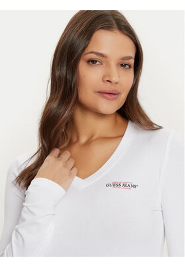 Guess Jeans Bluzka W4YI21 J1314 Biały Slim Fit. Kolor: biały. Materiał: bawełna