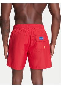 Pepe Jeans Szorty kąpielowe Red Bull Racing RMB10007 Czerwony Regular Fit. Kolor: czerwony. Materiał: syntetyk #4