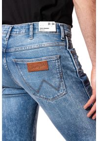 Wrangler - SPODNIE MĘSKIE WRANGLER SPENCER SPARK BLUE W16AMW19C. Stan: obniżony. Wzór: aplikacja #4