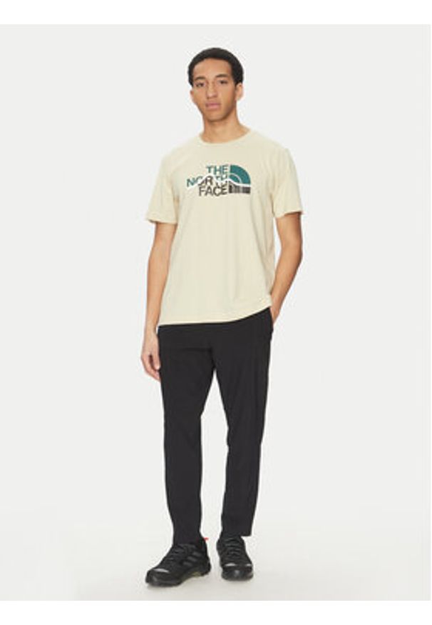 The North Face T-Shirt Mountain Line NF0A87NT Beżowy Regular Fit. Kolor: beżowy. Materiał: bawełna