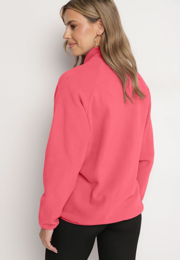 Born2be - Różowa Bluza na Suwak o Prostym Kroju ze Stójką i Kieszeniami Esamira. Okazja: na co dzień. Typ kołnierza: kołnierzyk stójkowy. Kolor: różowy. Materiał: jeans. Długość rękawa: długi rękaw. Długość: długie. Styl: casual, elegancki