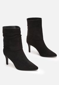 Born2be - Czarne Botki na Szpilce z Wywiniętą Cholewką Mathea. Wysokość cholewki: za kostkę. Nosek buta: szpiczasty. Kolor: czarny. Szerokość cholewki: normalna. Wzór: aplikacja, jednolity, gładki. Obcas: na szpilce. Styl: elegancki #4