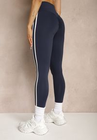Renee - Granatowe Legginsy High Waist z Push-Upem z Elastycznego Materiału z Lampasami Ateria. Okazja: na co dzień, na spacer. Stan: podwyższony. Kolor: niebieski. Materiał: materiał. Styl: casual #3