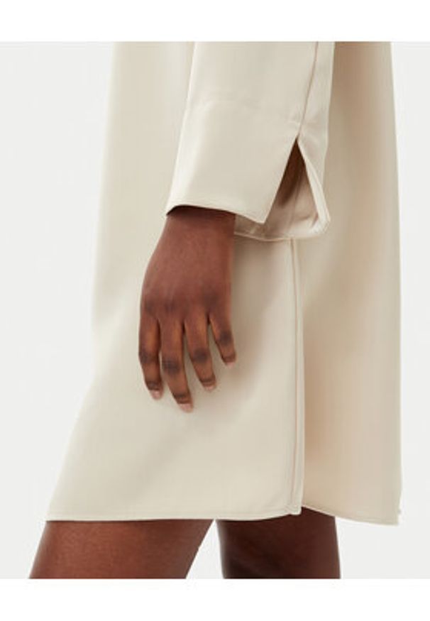 MAX&Co. Sukienka codzienna 2516221114200 Écru Regular Fit. Okazja: na co dzień. Materiał: syntetyk. Typ sukienki: proste. Styl: casual