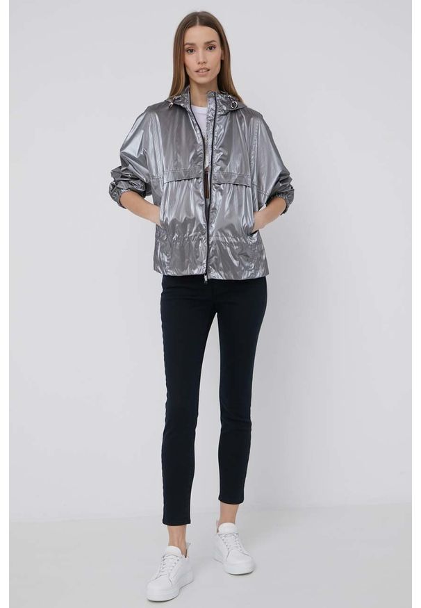 Armani Exchange jeansy damskie medium waist. Kolor: niebieski